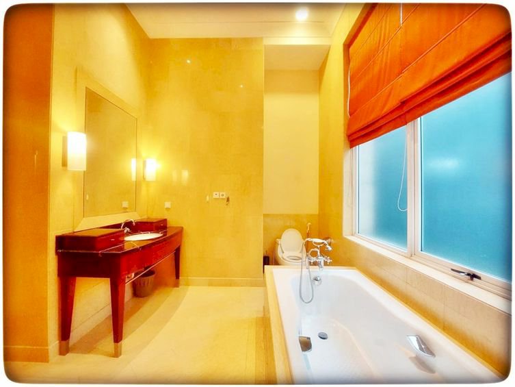 DIJUAL CEPAT BEST PRICE Town House Private Pool dan Private Garden
