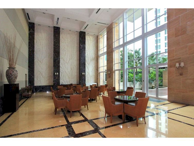DIJUAL CEPAT BEST PRICE Town House Private Pool dan Private Garden