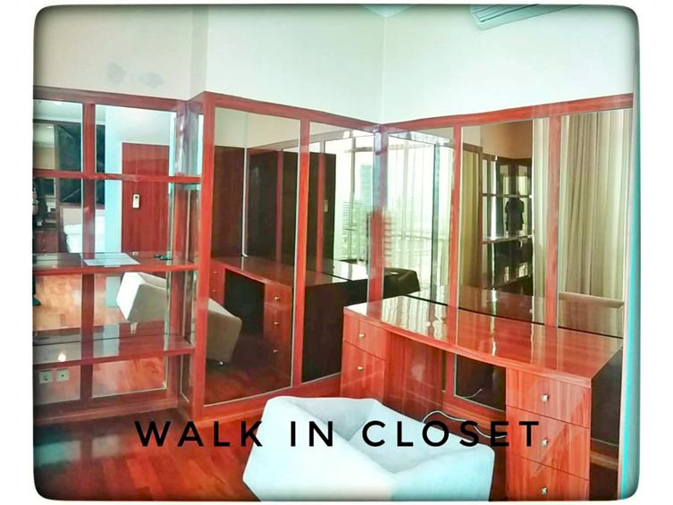 For Rent 3+1BR Unit 198m2 Full Furnish City View at Bellagio Mansion