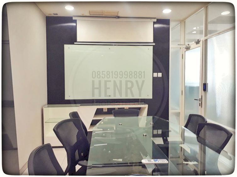 For Rent Great Office 125 m2 Full Furnish at APL Tower Mid Floor