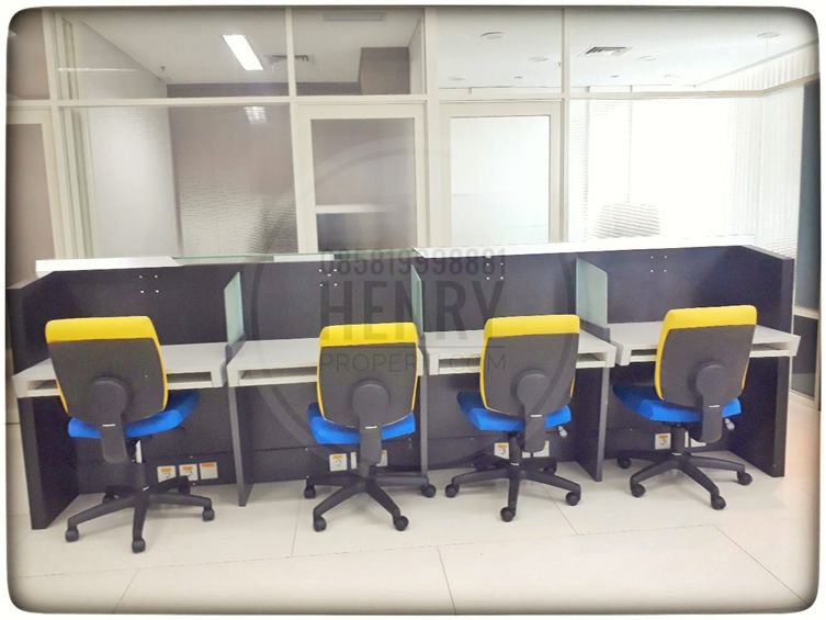 For Rent Great Office 125 m2 Full Furnish at APL Tower Mid Floor