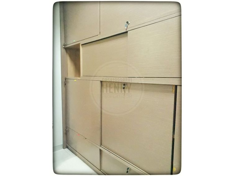 For Rent Great Office 125 m2 Full Furnish at APL Tower Mid Floor
