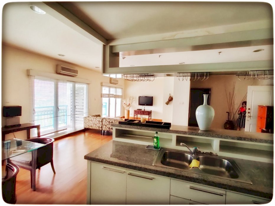 Dijual Cepat Harga Terbaik 2BR City View Lantai Tengah di Pavilion Apt