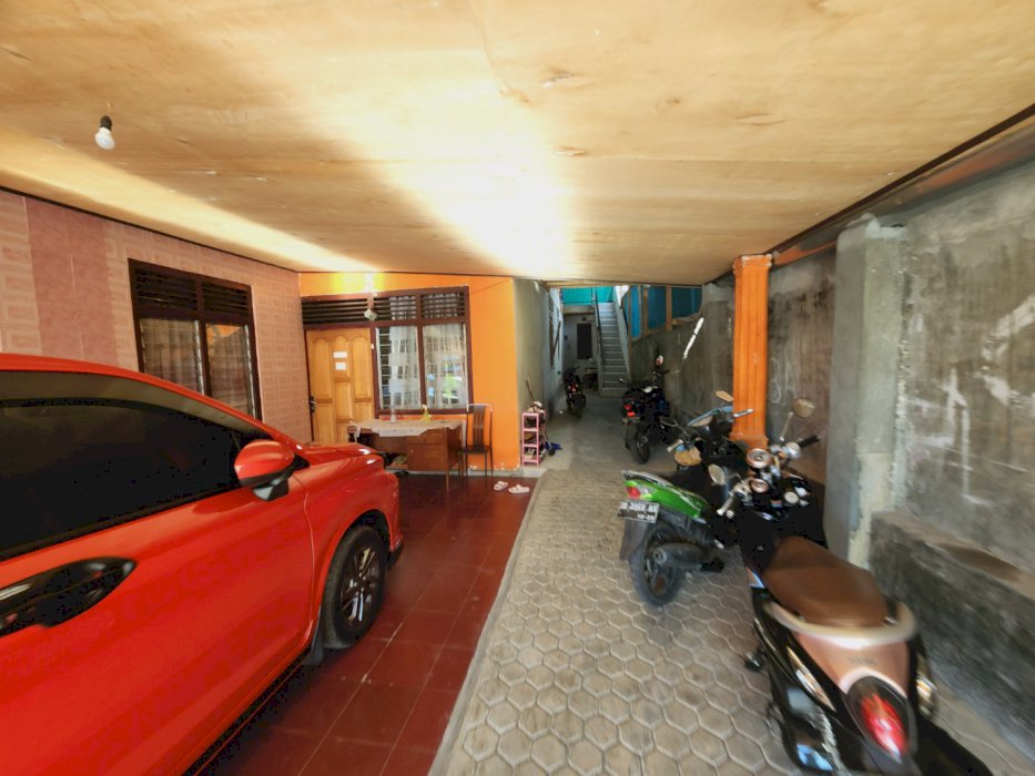rumah dan kos kosan dengan lokasi strategis