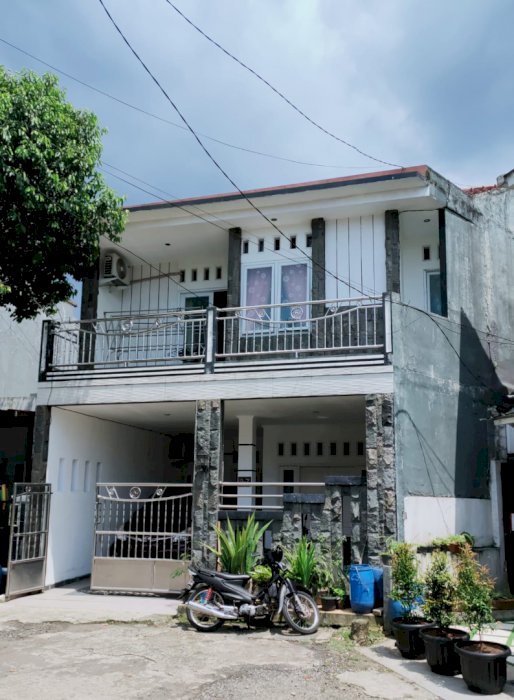 Rumah dijual di Bogor dng view gn. salak bentuk tanah kantung semar