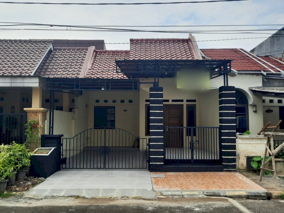 Rumah minimalis dalam cluster di Villa Dago Pamulang