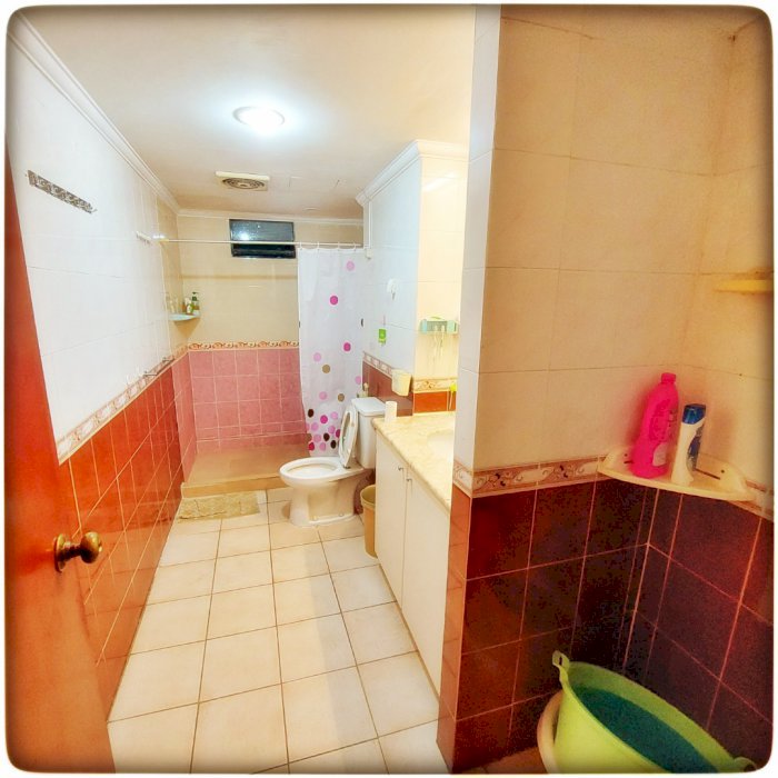 Dijual Termurah 3+1BR Furnish Lantai Tinggi di Taman Anggrek Condomini