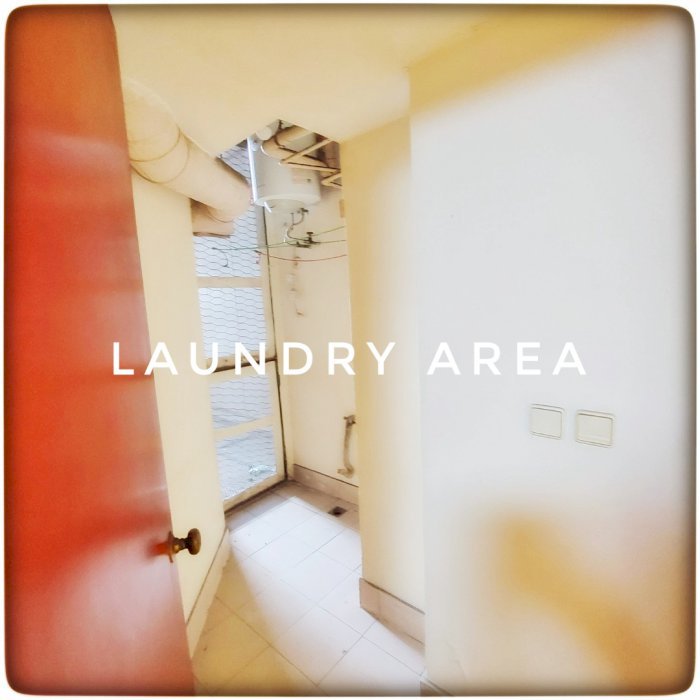 Dijual Termurah 2+1BR UnFurnish Lantai Rendah Taman Anggrek Condominiu