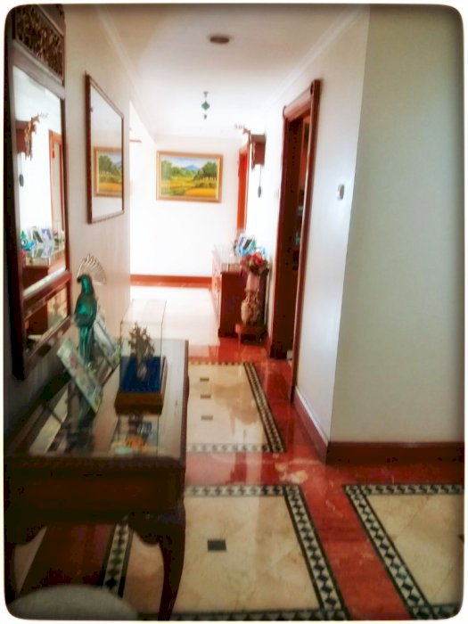 Dijual Cepat 3+1BR Furnish Pool dan City View di Somerset Grand Citra