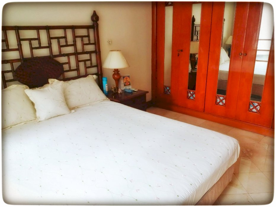 Dijual Cepat 3+1BR Furnish Pool dan City View di Somerset Grand Citra