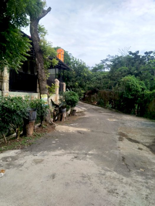 RUMAH DI JUAL .DI PERUMAHAN ITB BANDUNG .DI HOOK