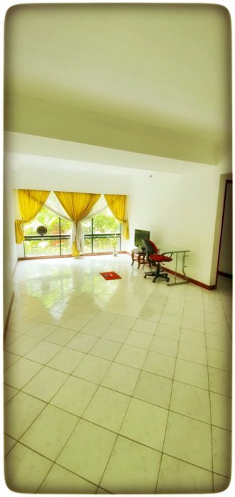 Taman Anggrek Condominium Dijual Termurah 2+1BR Lantai Rendah