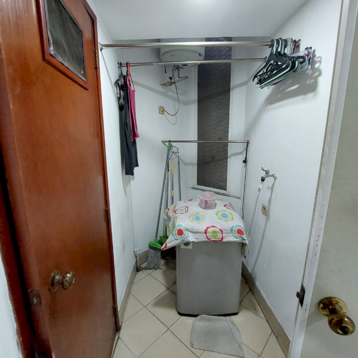 Taman Anggrek Condominium Dijual Termurah 2+1BR Lantai Rendah