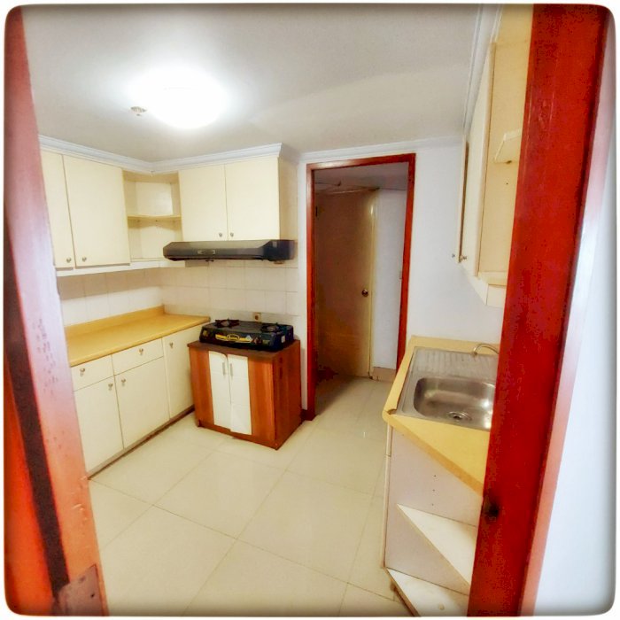 Taman Anggrek Condominium Dijual Cepat Termurah 2+1BR Best City View