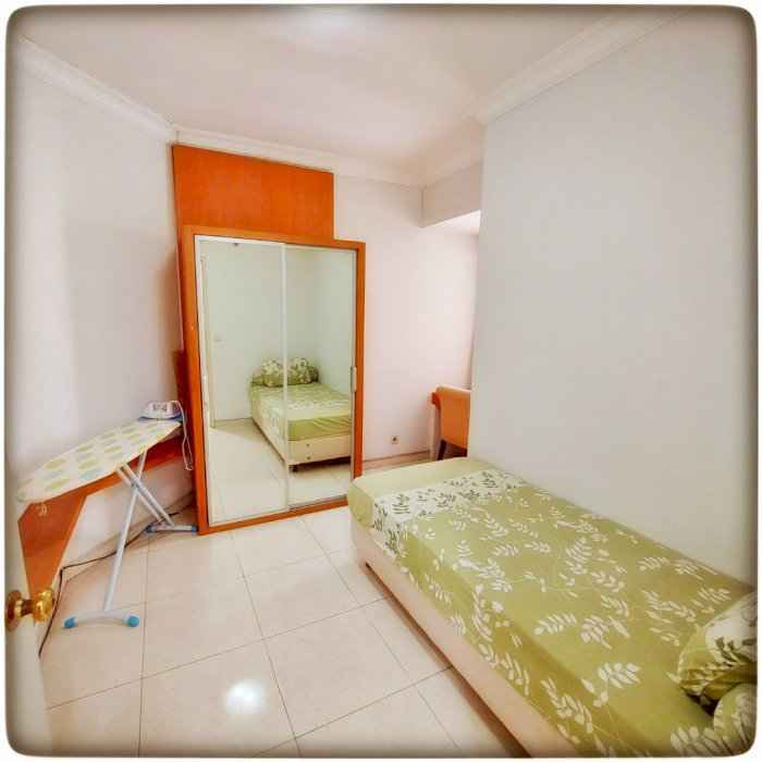 Taman Anggrek Condominium Dijual Unit Renov 2+1BR Tribecca View