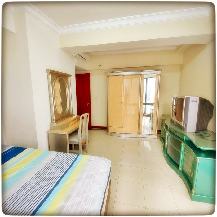 Taman Anggrek Condominium Dijual Corner Unit 2+1BR Garden+Pool View