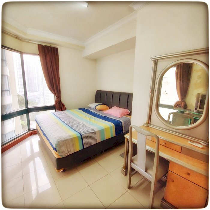 Taman Anggrek Condominium Dijual Corner Unit 2+1BR Garden+Pool View