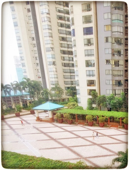 Taman Anggrek Condominium Dijual Corner Unit 2+1BR Garden+Pool View