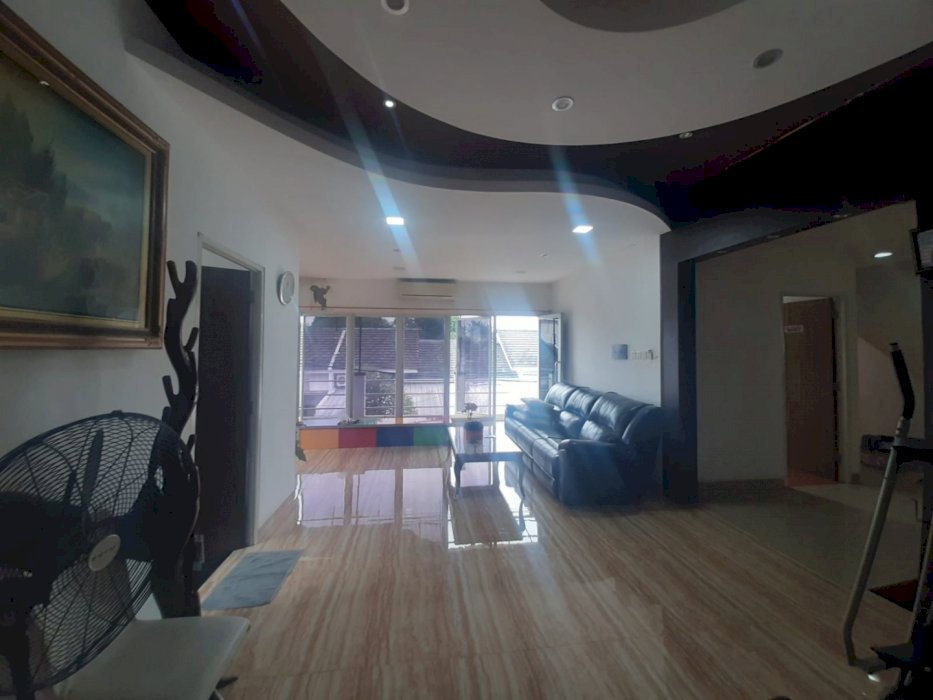 RUMAH siap Huni di Tangerang Selatan