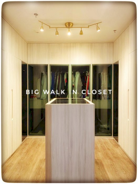 Central Park Residence Dijual Cepat Full Renov 4+1BR Best City View
