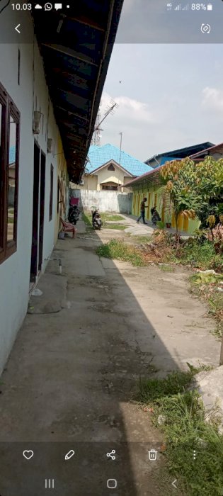 Dijual kos kosan 8 pintu di martubung medan