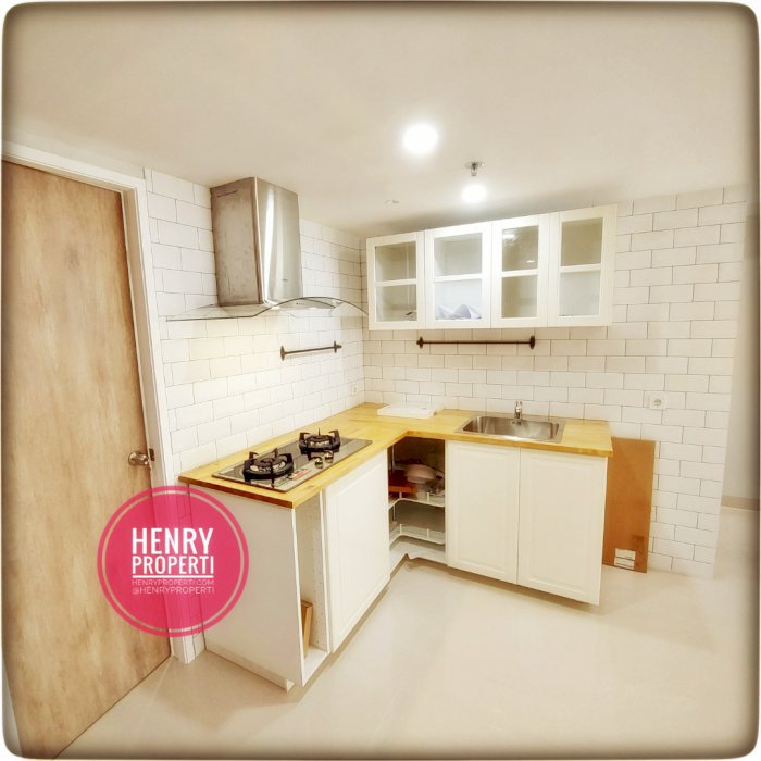 Taman Anggrek Condominium  Dijual RENOV+FURNISH Unit 2+2BR JARANG ADA
