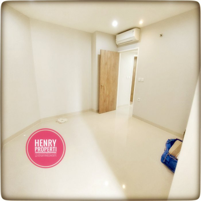 Taman Anggrek Condominium  Dijual RENOV+FURNISH Unit 2+2BR JARANG ADA