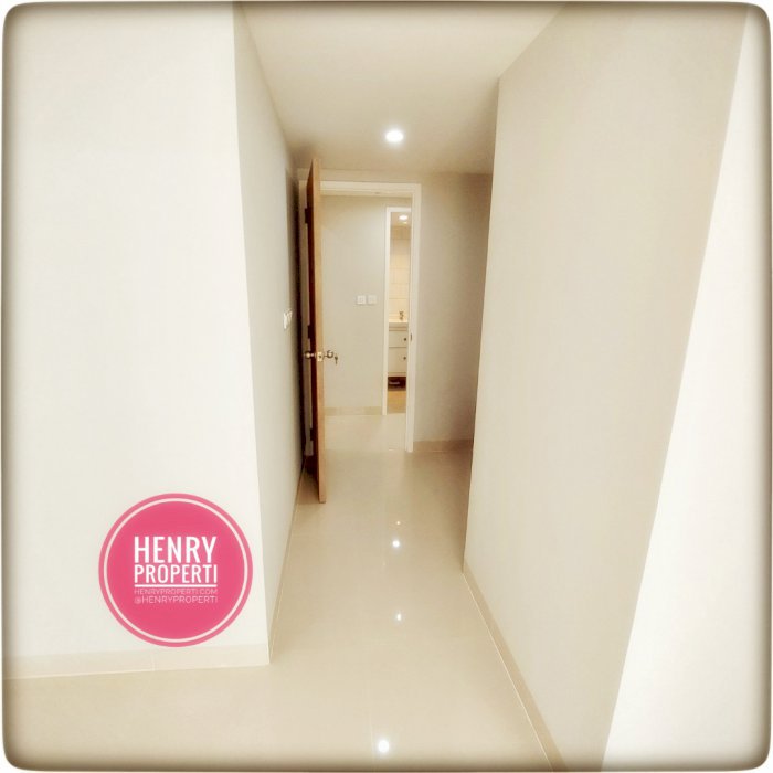 Taman Anggrek Condominium  Dijual RENOV+FURNISH Unit 2+2BR JARANG ADA