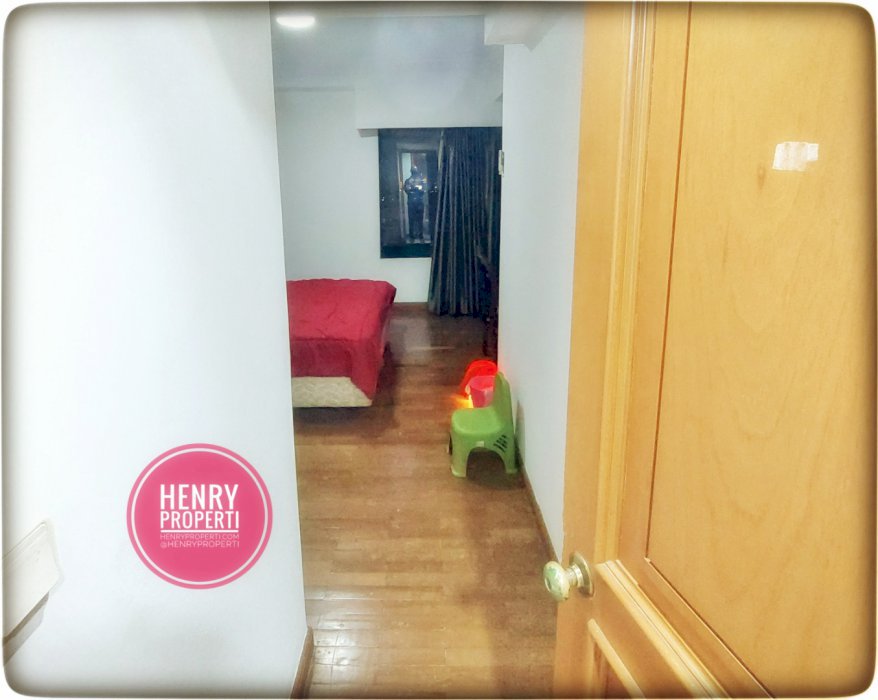 Taman Anggrek Condominium  Dijual Unit 2+1BR  Renov+Furnish City View