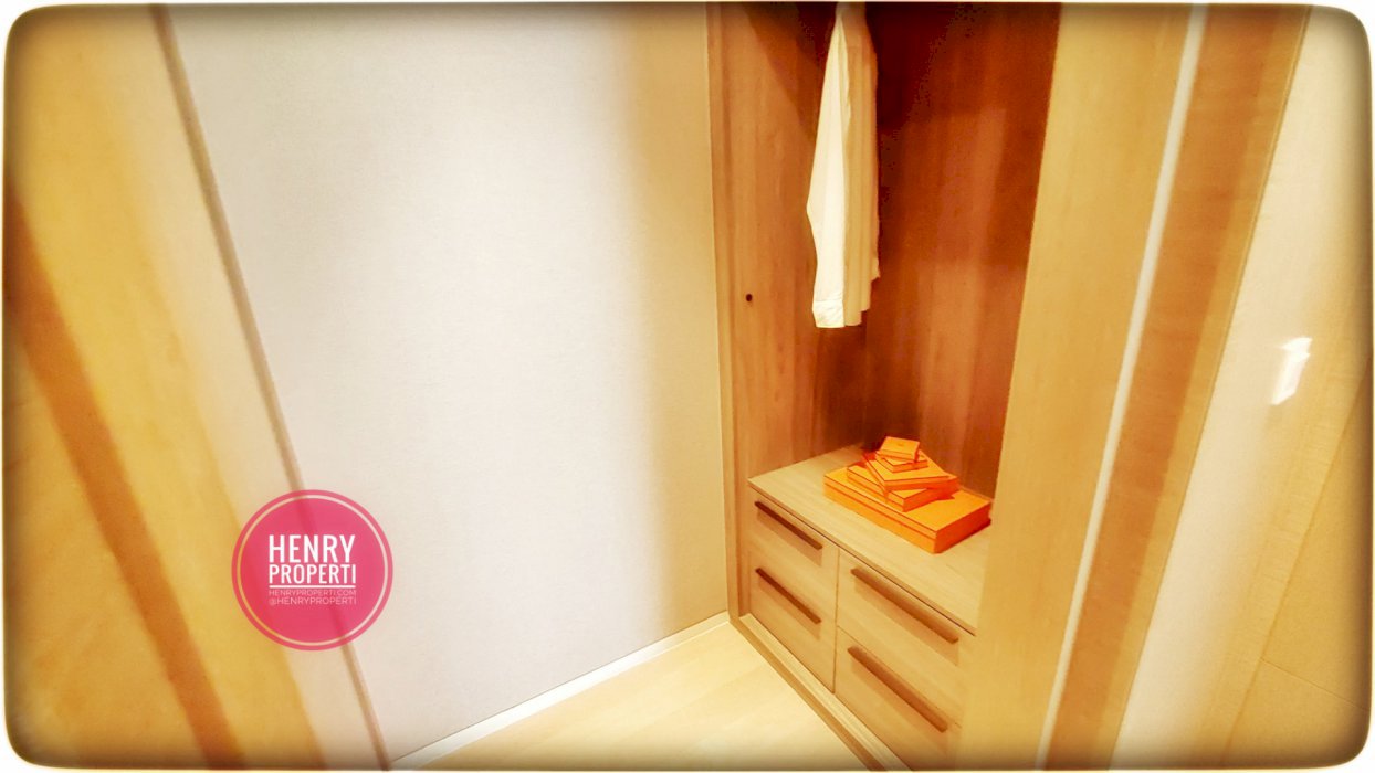 Verde 2  Dijual Unit 3+1BR Pool View Low Fl Unit Terbaik di Setiabudi