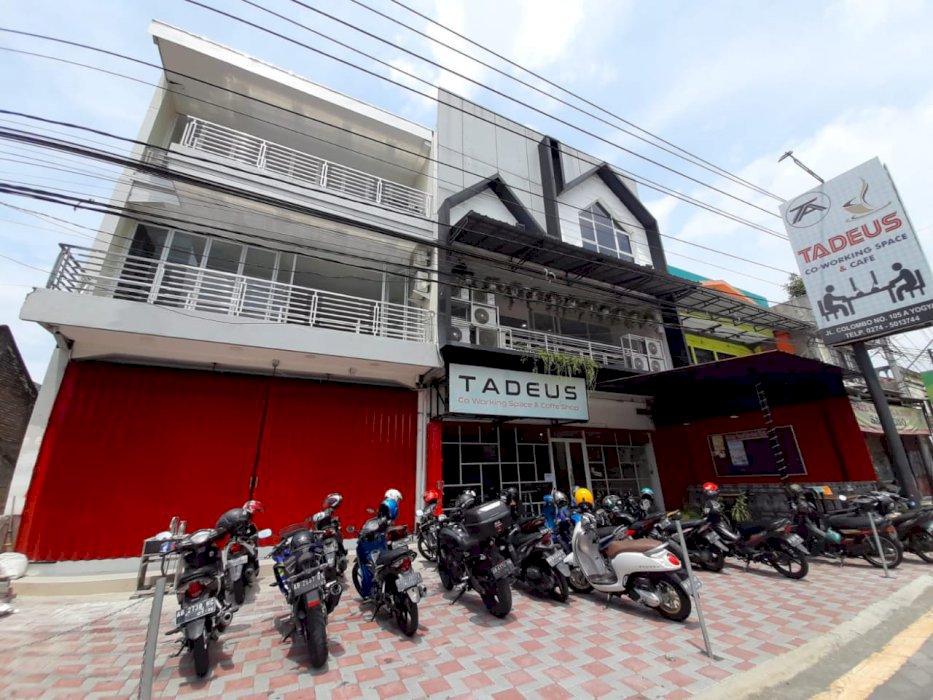 Co working Space dan Service Office
