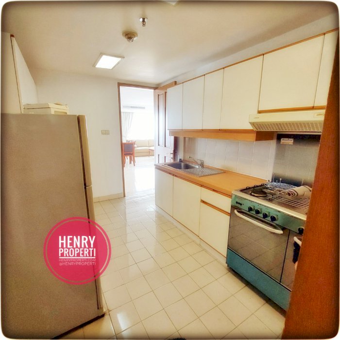 PARK ROYALE EXECUTIVE SUITES  FOR RENT BEAUTIFUL UNIT 3+1BR FURNISH