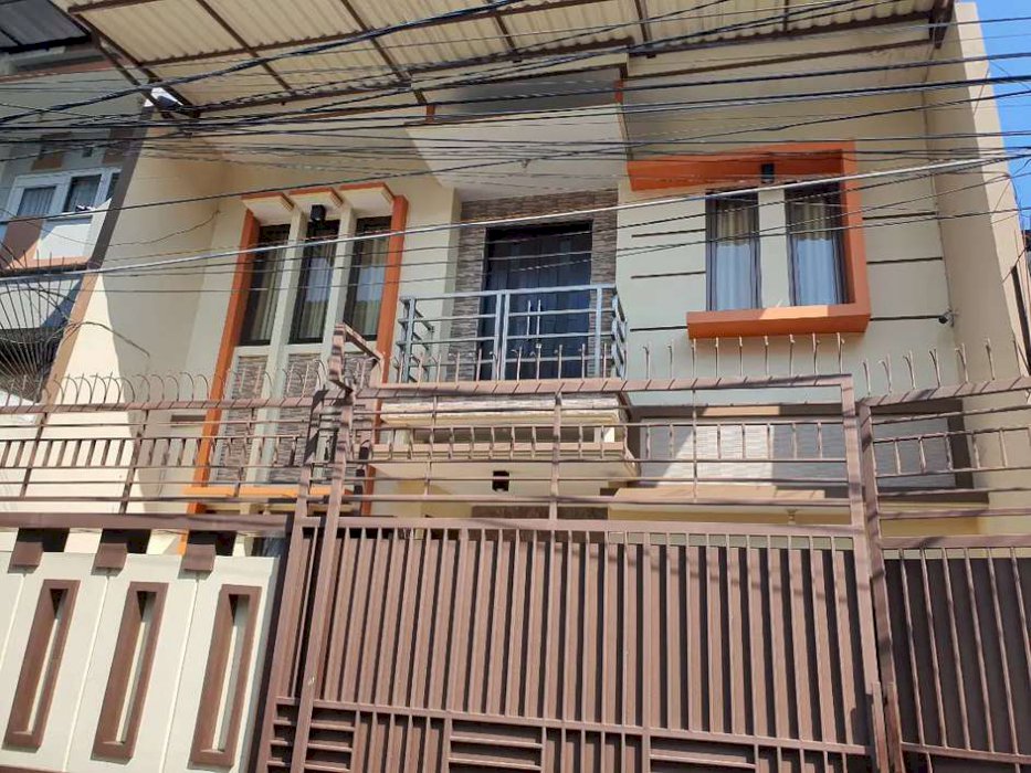 Rumah minimalis jakarta barat