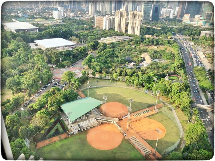 For Rent The Beauty Unit 3 and 1BR Best City View and Senayan Baseball