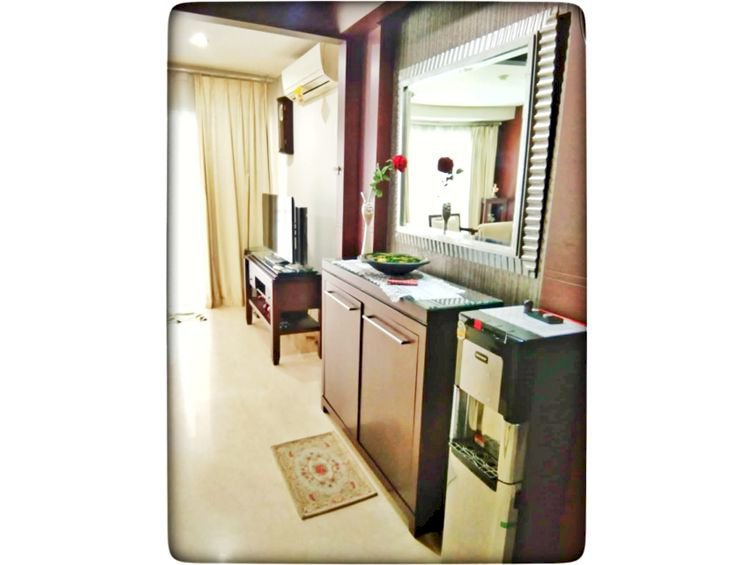 For Rent Beauty Unit 3+1BR Pool View at Permata Hijau Residence