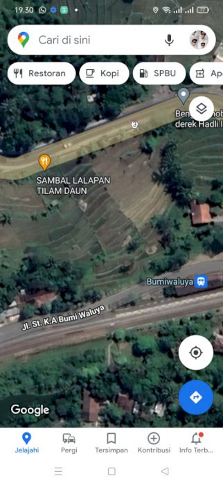 Di jual, tanah lokasi strategis buat usaha