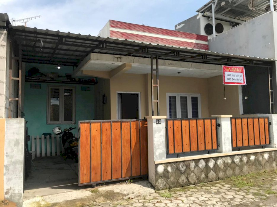 DI JUAL PERUMAHAN PALM HIJAU BLULUKAN COLOMADU DI SOLORAYA