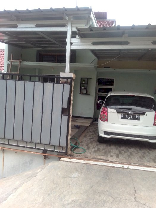 Jual Rumah View Kota Bandung Di Dalam Komplek Besar Girimekar Bandung