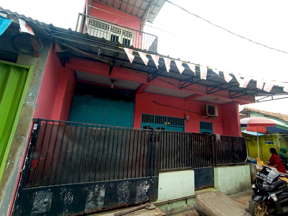 Jual rumah 2 lantai surat SHM hak milik
