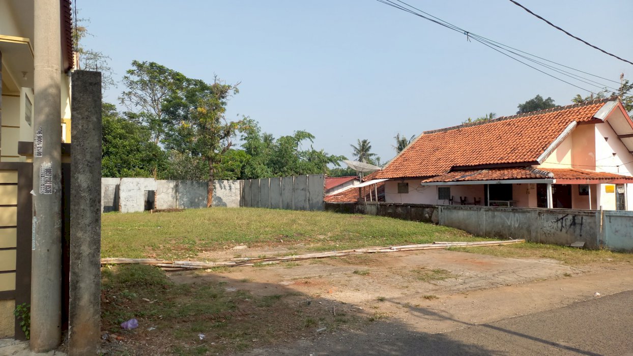 Jual tanah luas tanah 417 meter.