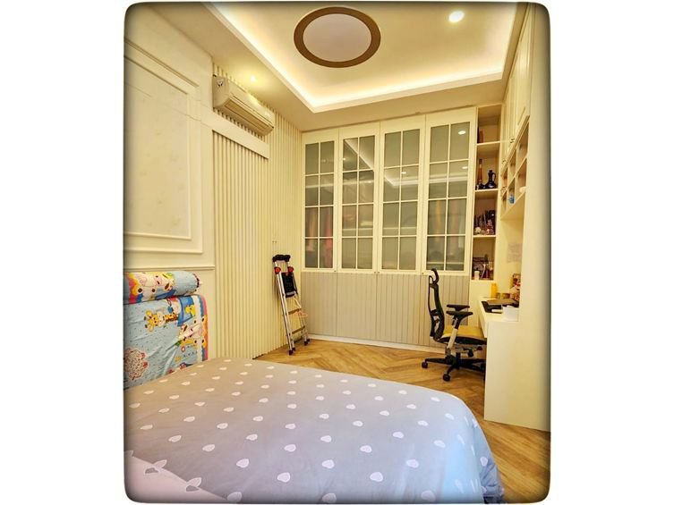 Dijual Rumah Terbaik 2 lt Full Renov dan Furnish Berlantai Granite