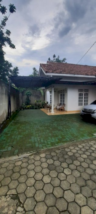 Rumah dekat Univ Saburai dijual
