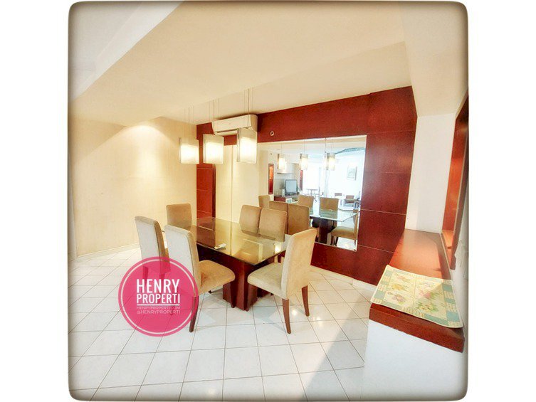 Taman Anggrek Condominium DIJUAL CEPAT HARGA TERMURAH 3+1BR Furnish