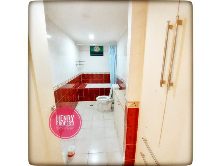 Taman Anggrek Condominium DIJUAL CEPAT HARGA TERMURAH 3+1BR Furnish