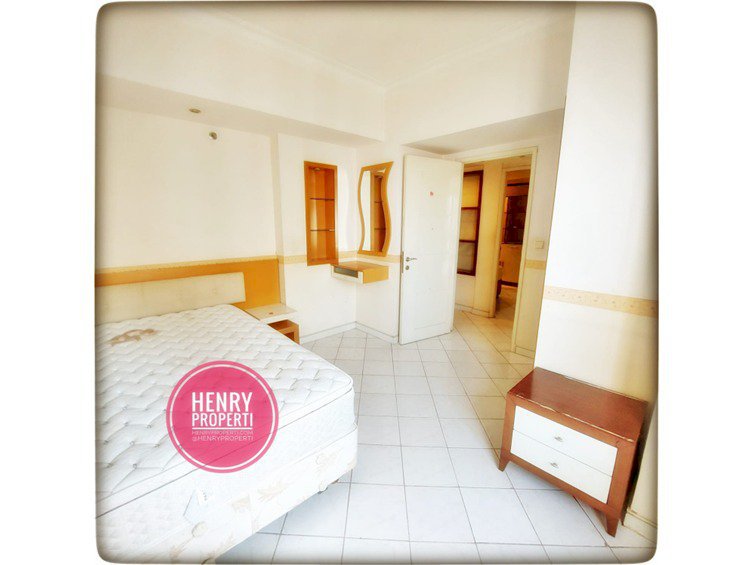 Taman Anggrek Condominium DIJUAL CEPAT HARGA TERMURAH 3+1BR Furnish