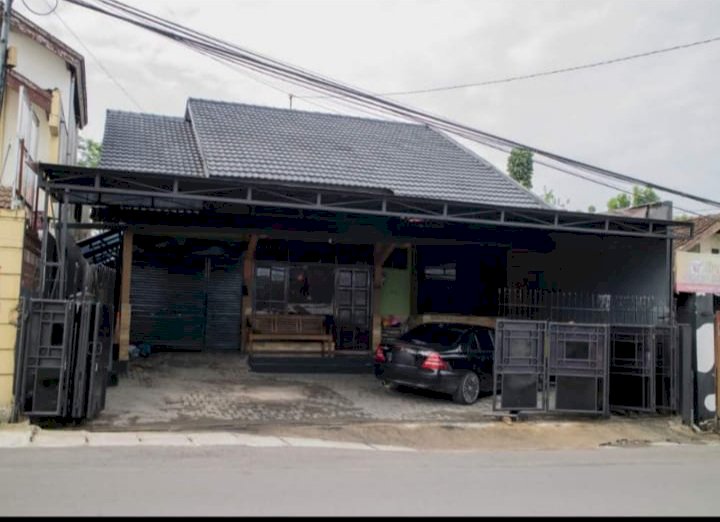 Rumah di Jl. Karangrejo Raya Jatingaleh