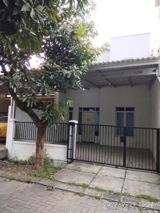 RUMAH DI JUAL CEPAT  DI CLUSTER  RE