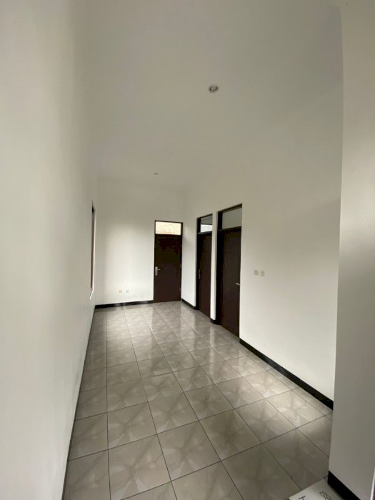 DIJUAL RUMAH BANGUNAN BARU 1 THN