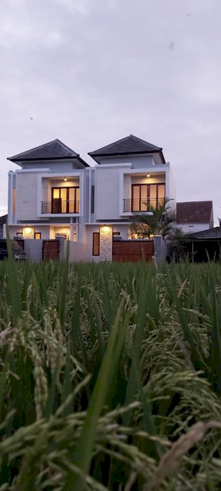 2 unit rumah baru lantai 2 di area jl bakung Tohpati denpasar timur