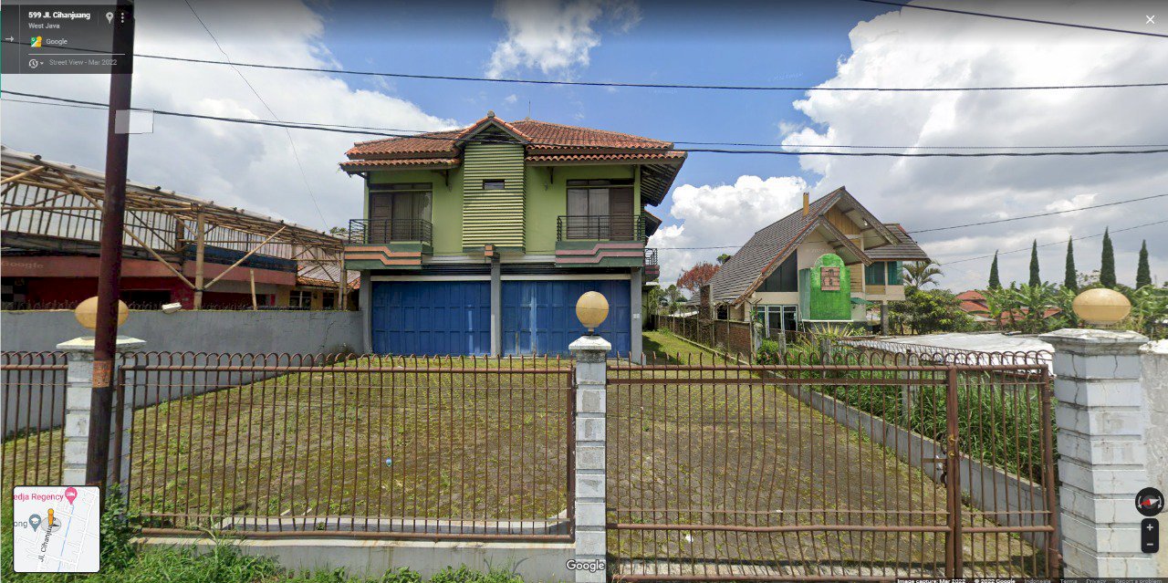 Dijual Rumah Mewah 3 Lantai dekat wisata Lembang